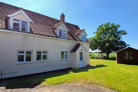 4 bedroom semi-detached house to rent, Chickering Corner Farm Cottage, Chickering Road, Hoxne