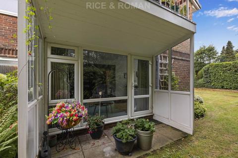 undefined, Copsem Lane, Esher KT10