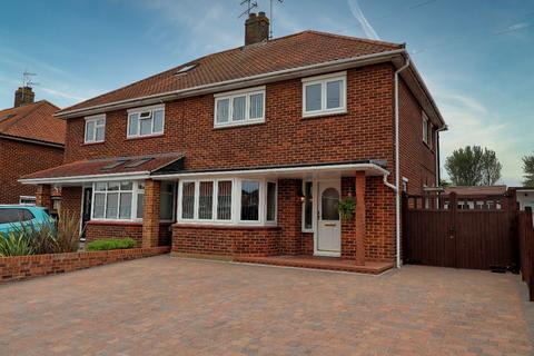 59 Digby Road, Corringham, Stanford-le-hope, SS17 9BT