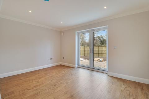 undefined, Cobham, Surrey, KT11