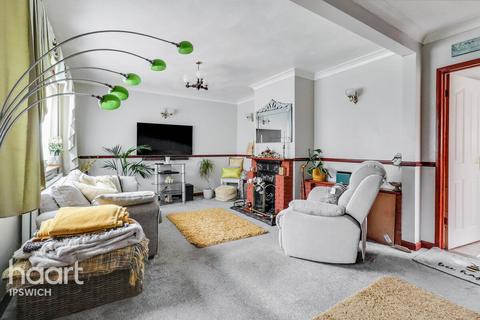 3 bedroom semi-detached house for sale, Campion Road, Ipswich