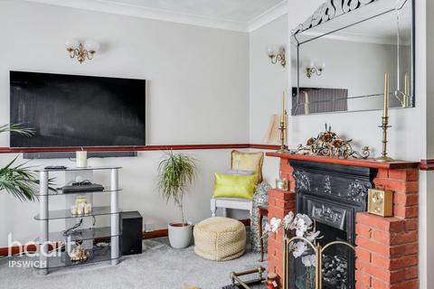 3 bedroom semi-detached house for sale, Campion Road, Ipswich
