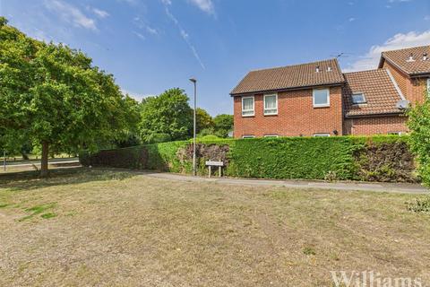 undefined, Grasslands, Aylesbury HP20
