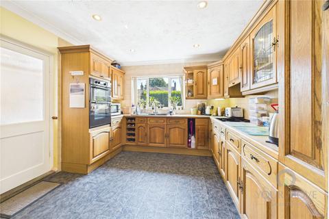2 bedroom bungalow for sale, Neale Avenue, Northamptonshire NN16