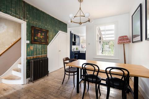 undefined, Farmer Road, London, E10