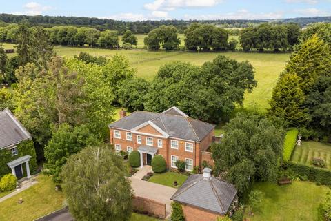 5 bedroom detached house for sale, Manor Wood Gate, Henley On Thames RG9