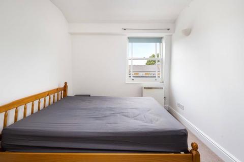 24 Hanover Place, London, E3 4QD