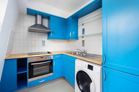 24 Hanover Place, London, E3 4QD