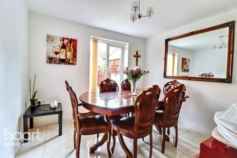 4 bedroom detached house for sale, Bailey Crescent, Newport