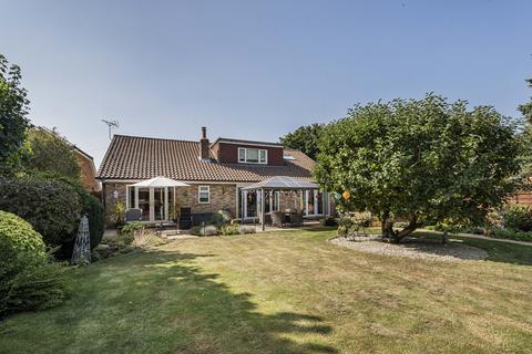 undefined, Dovehouse Lane, Kensworth, Dunstable, LU6