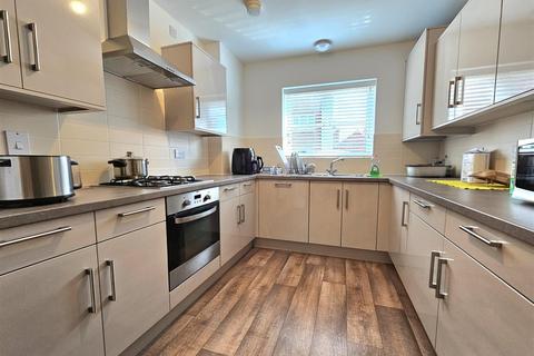 30 Millstone Way, Gloucester, GL1 5QW