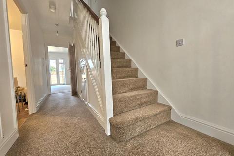 30 Millstone Way, Gloucester, GL1 5QW