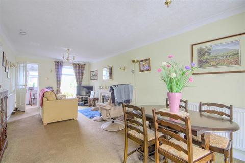 undefined, Reeval Close, Earby