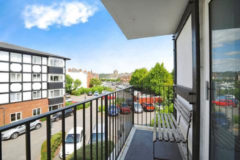 undefined, St Helens Crescent, Hastings TN34