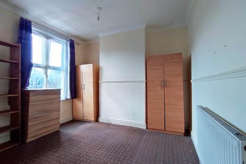 2 bedroom terraced house for sale, Hubert Rd, East Ham, E6