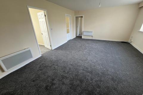 3 bedroom apartment to rent, Middleton Road, Manchester, M8