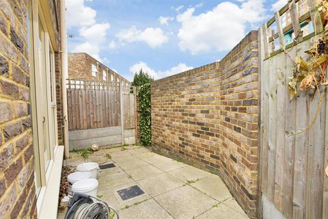 39 Althorne Way, Dagenham, RM10 7FT