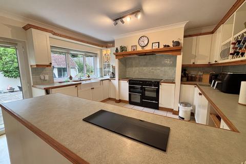 3 bedroom detached house for sale, St Clears, Carmarthen SA33