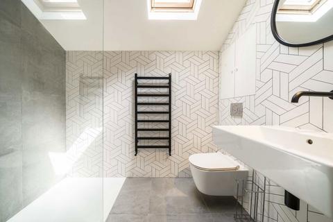 130 Gordon Road, London, W13 8PJ