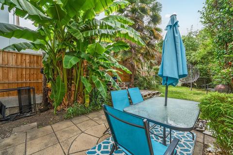 3 bedroom terraced house for sale, Davenport Road, London, SE6