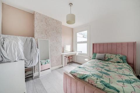 3 bedroom terraced house for sale, Davenport Road, London, SE6
