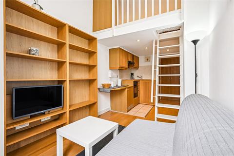 Studio to rent, Fairholme Road, West Kensington, London, W14
