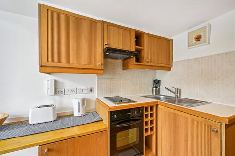 Studio to rent, Fairholme Road, West Kensington, London, W14