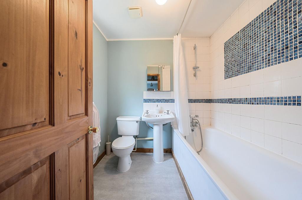 1335666-1-6899ee4...