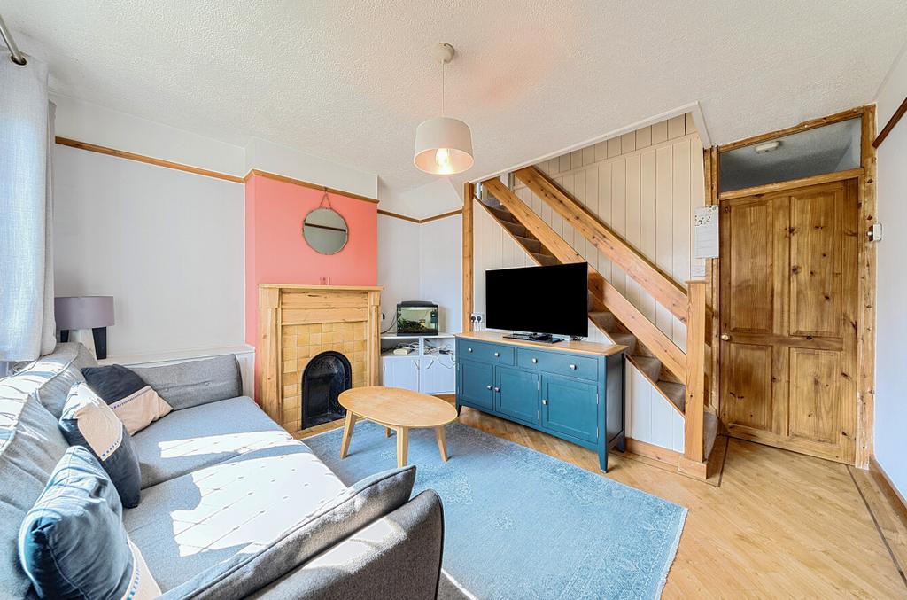 1335666-10-6899ee...