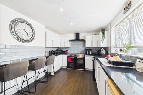5 bedroom semi-detached house for sale, Innsworth Lane, Gloucester, Gloucestershire, GL3