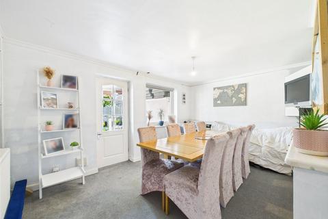 5 bedroom semi-detached house for sale, Innsworth Lane, Gloucester, Gloucestershire, GL3