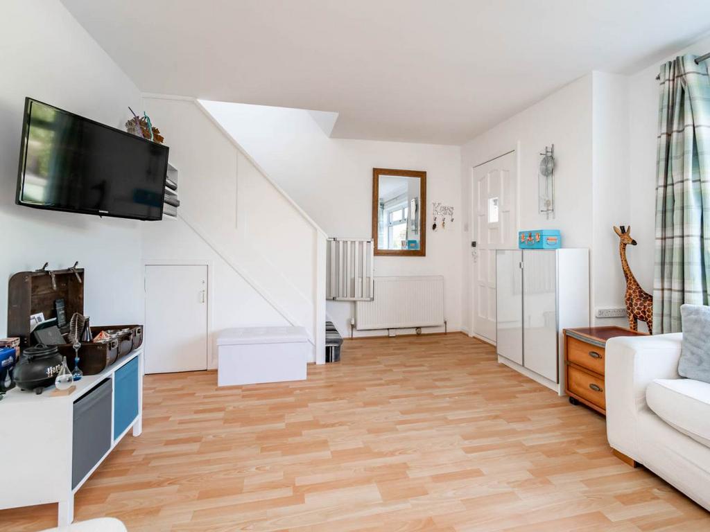 63881 42-Thomson Cres