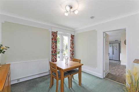 9 Beechfield, Wakefield, WF2 6AW