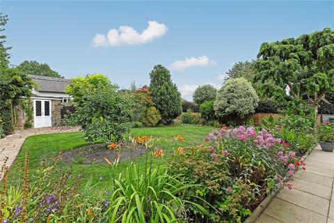 9 Beechfield, Wakefield, WF2 6AW