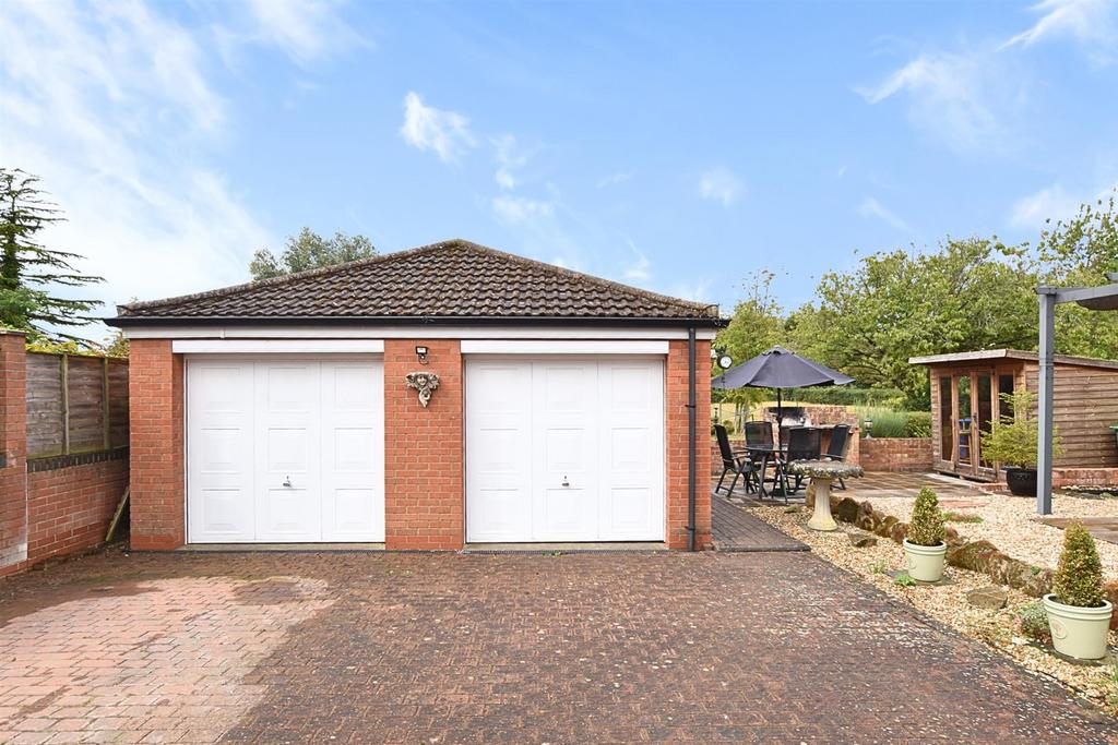 Double brick garage