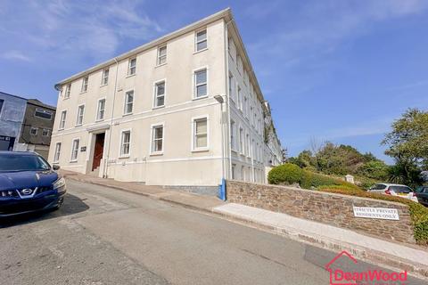 Apartment 9, Harris View Apartments, Douglas