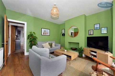 150 Lydgate Lane, Sheffield, S10 5FP