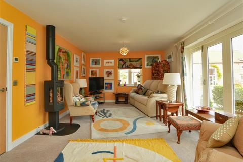 4 bedroom link detached house for sale, Pecketts Close, Sheriff Hutton