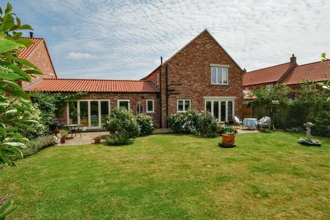 4 bedroom link detached house for sale, Pecketts Close, Sheriff Hutton