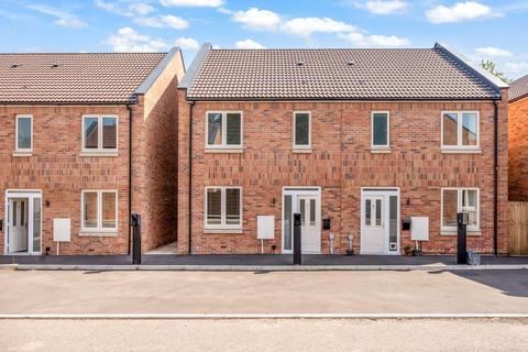 3 bedroom semi-detached house for sale, Lake Lane, Frampton On Severn, Gloucester