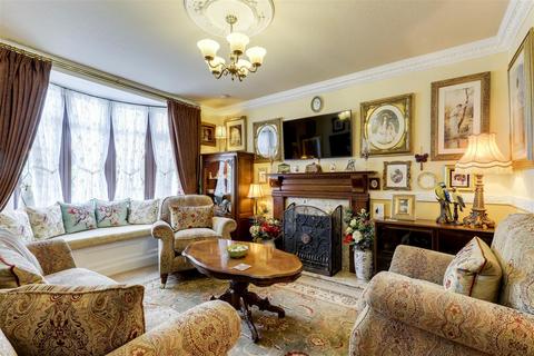 3 bedroom detached house for sale, Brooklands Drive, Gedling NG4