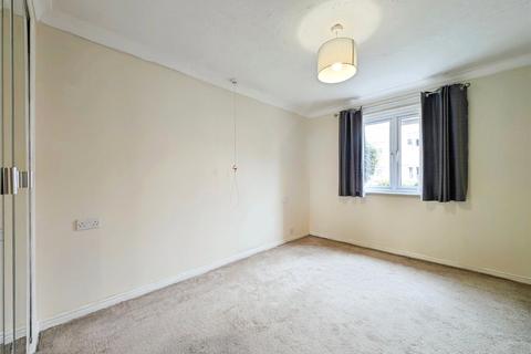 1 bedroom apartment for sale, Bowes-Lyon Court, Gateshead NE9