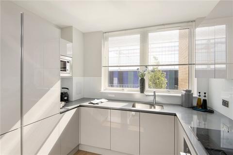 3 bedroom maisonette to rent, Greyhound Parade, Wimbledon Grounds, London, SW17