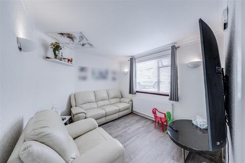 49 Crayford Way, Crayford, Dartford, DA1 4JY