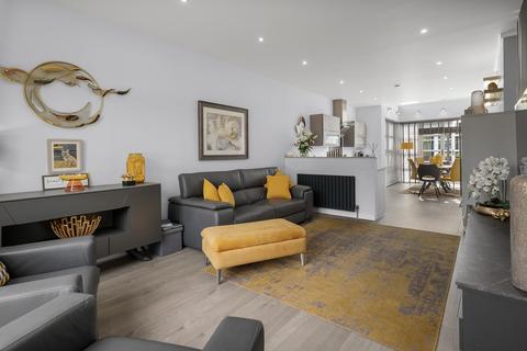 4 bedroom detached house for sale, Stirling Road, Larbert FK5