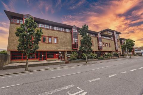 undefined, London Road, Romford, RM7