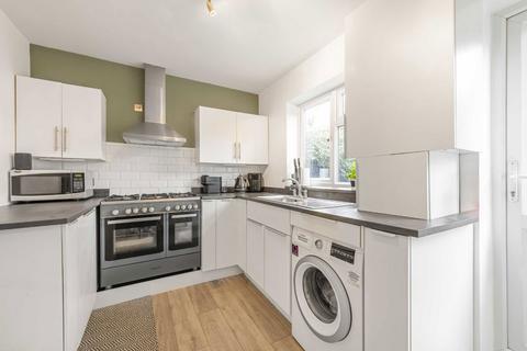 undefined, Hartham Road, Isleworth TW7
