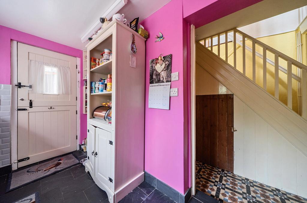 1335746-8-689e0ae...