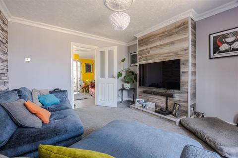 69 Lancaster Road, Scunthorpe, DN16 3JH