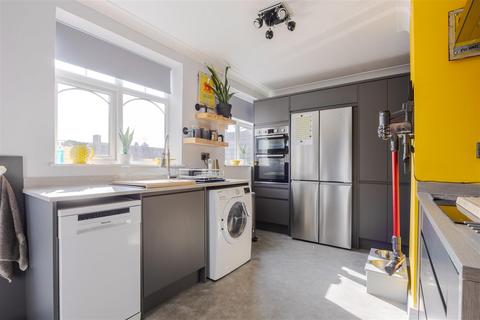 69 Lancaster Road, Scunthorpe, DN16 3JH